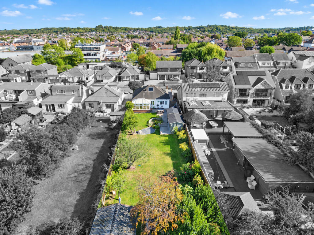 House in Southend-on-Sea - View 2