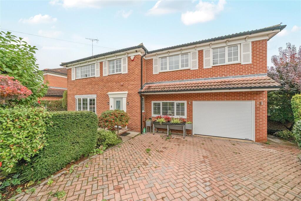 4 Bedroom Detached in LS26 8LF