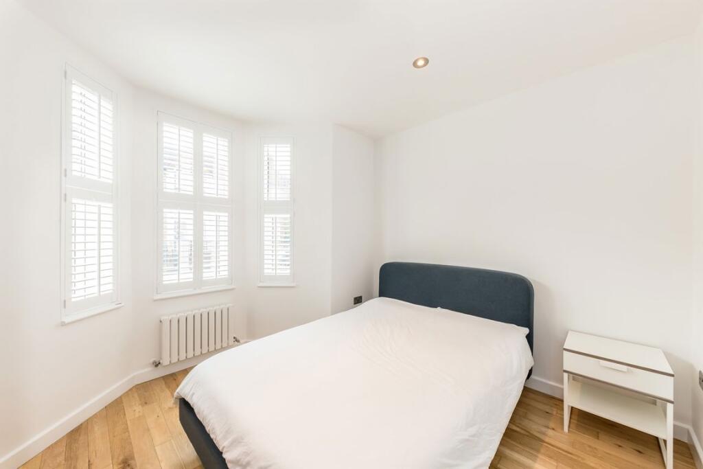 Apartment in London - View 3