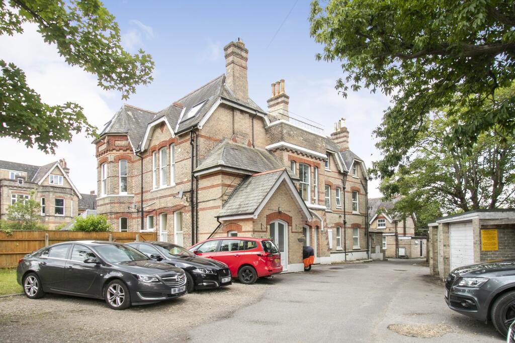 Wimborne Road, BOURNEMOUTH, Dorset, BH2