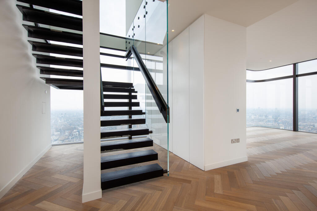 Apartment in London - View 2