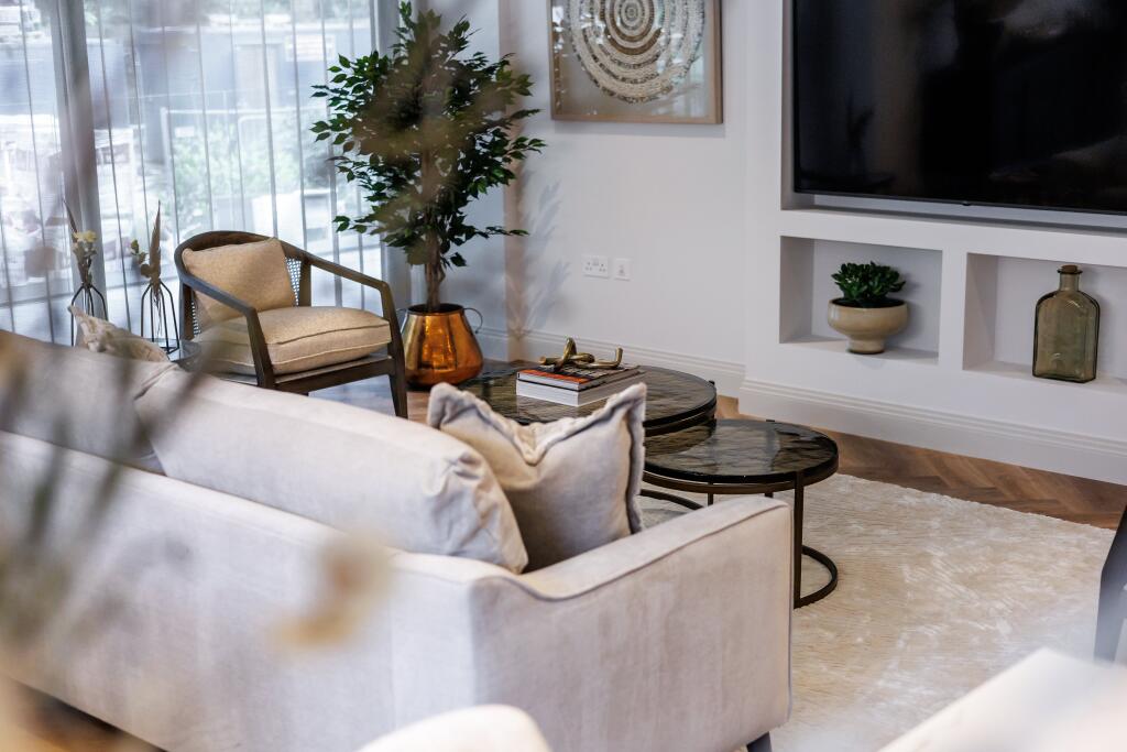 Apartment in Poole - View 5