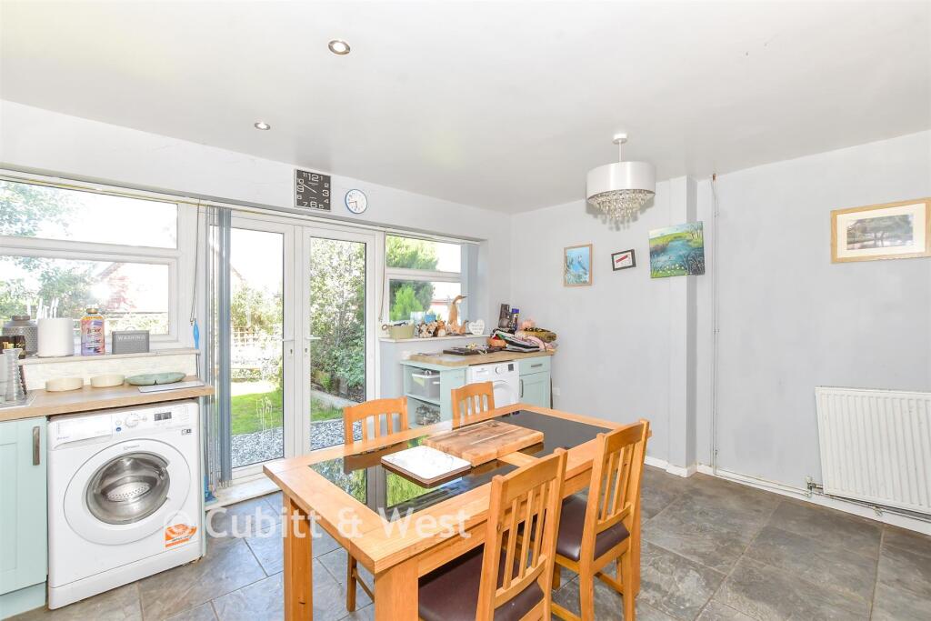 House in Portsmouth - View 5