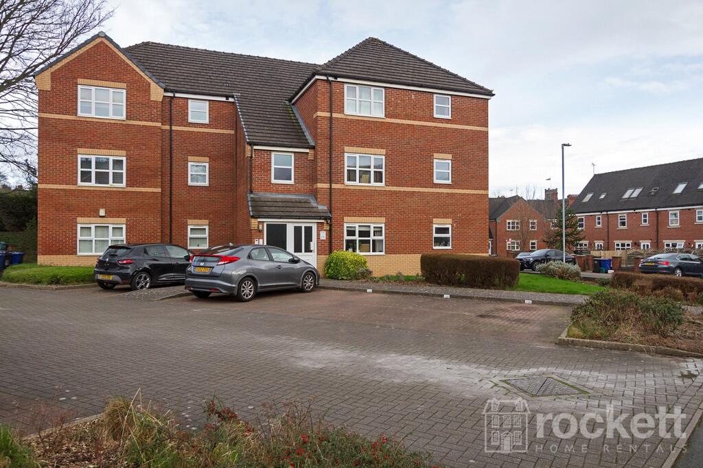 Apartment in Stoke-on-Trent - View 3