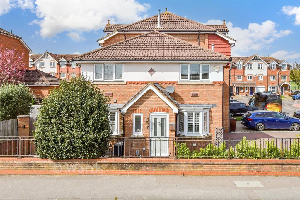 Main image of property: Lewis Mews, Snodland, Kent