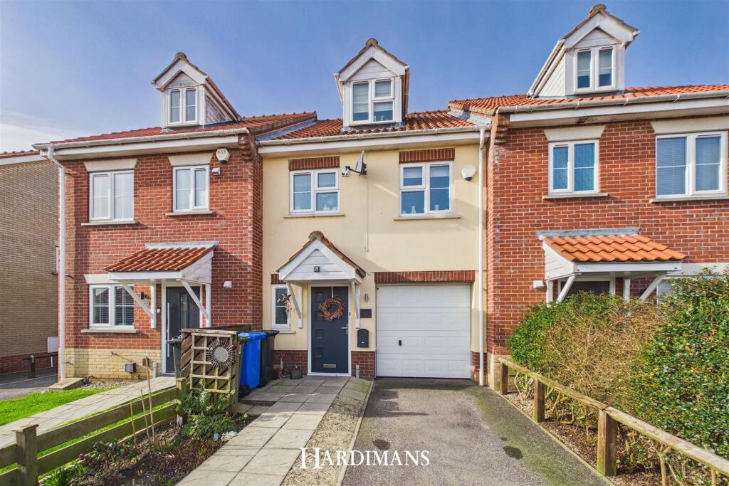 Main image of property: Broad Fleet Close, Oulton, Lowestoft