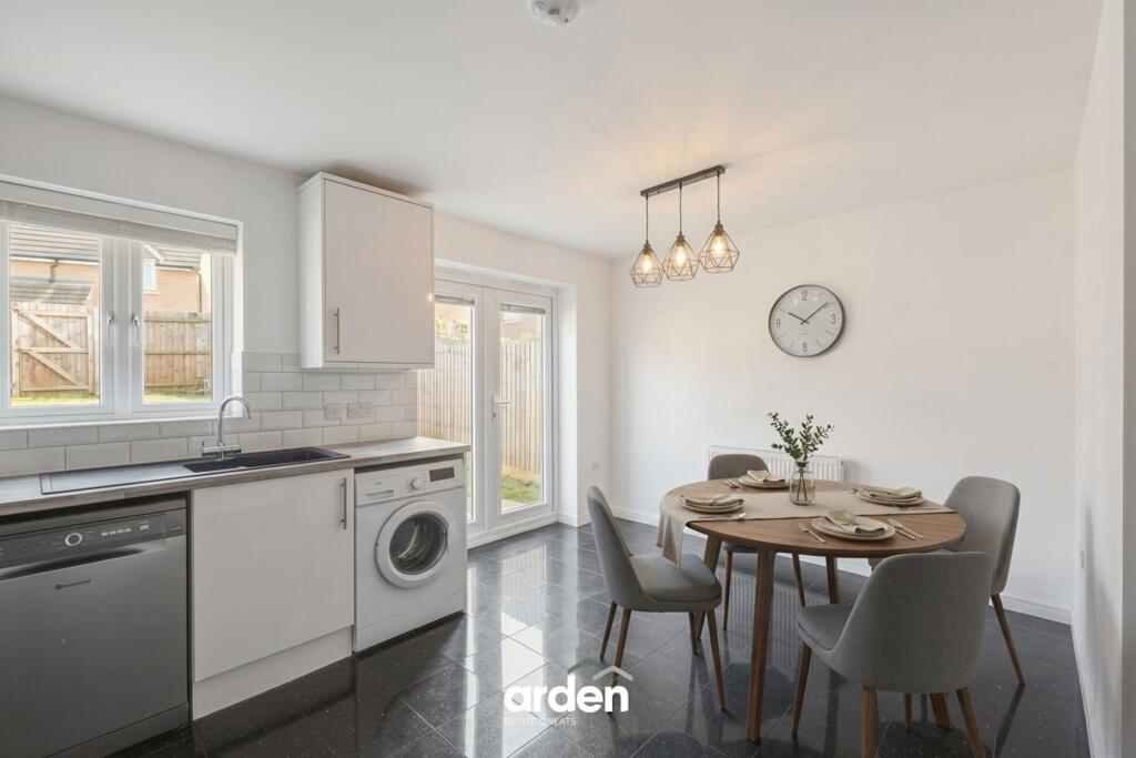 Dixon Close, Redditch, B97 photo 5