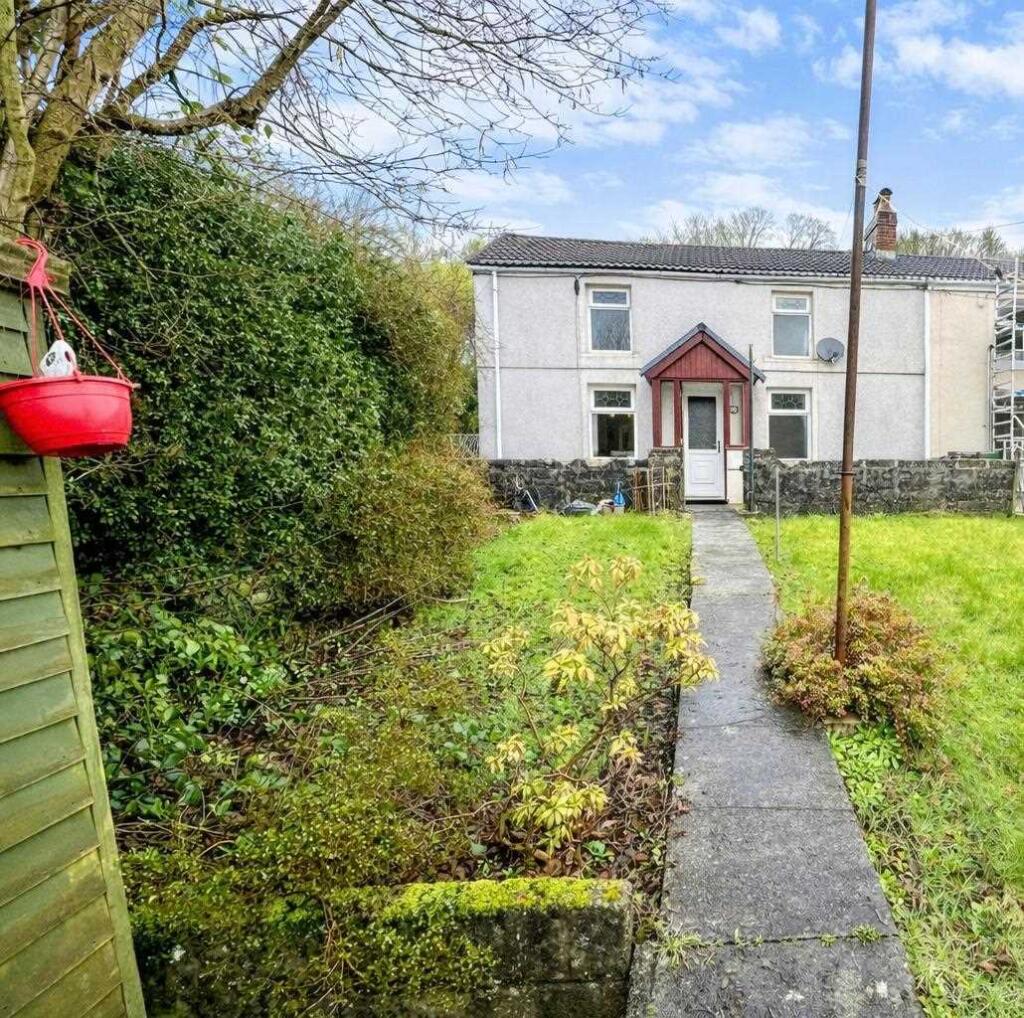 Main image of property: Dolau Ifan Ddu Terrace, Bridgend