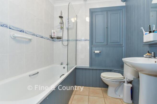 Owners Bathroom