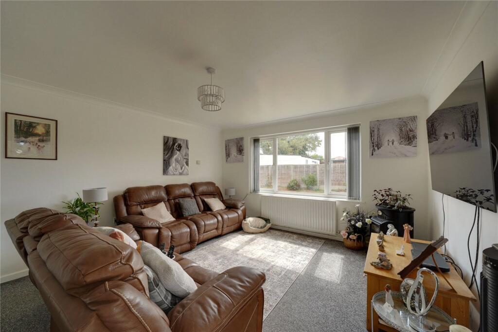 Eldon Lane, Holywell Row, Bury St. Edmunds, Suffolk, IP28 photo 3