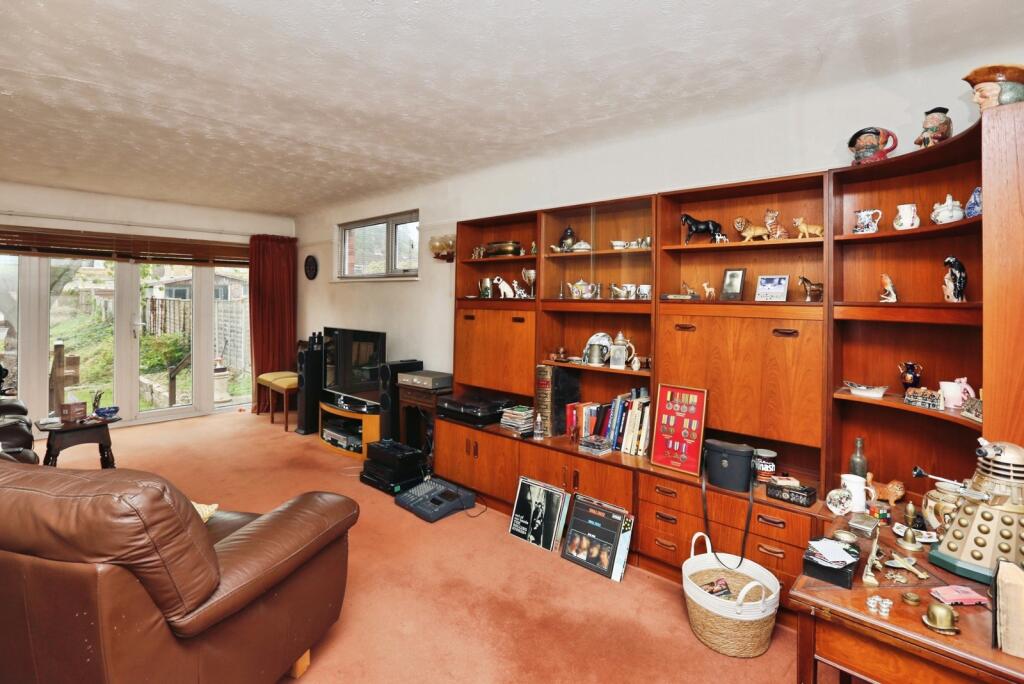 House in Southampton - View 5