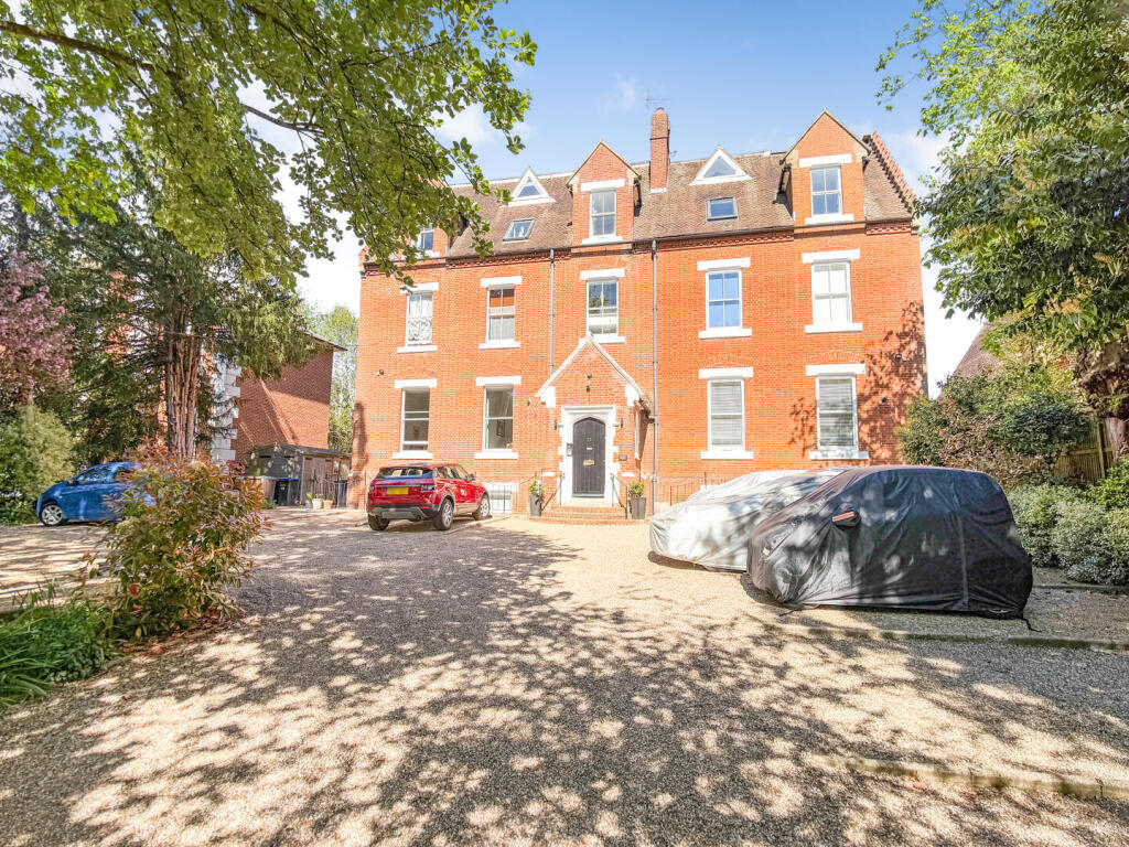Main image of property: New Dover Road, Canterbury