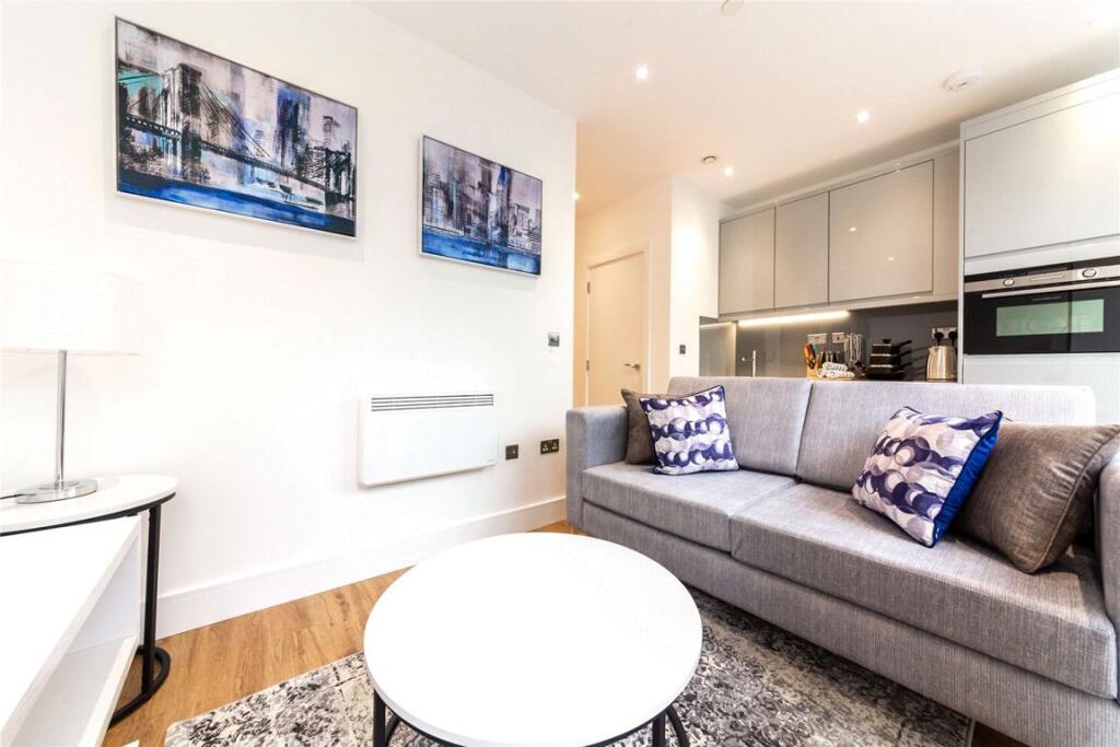 Studio flat for rent