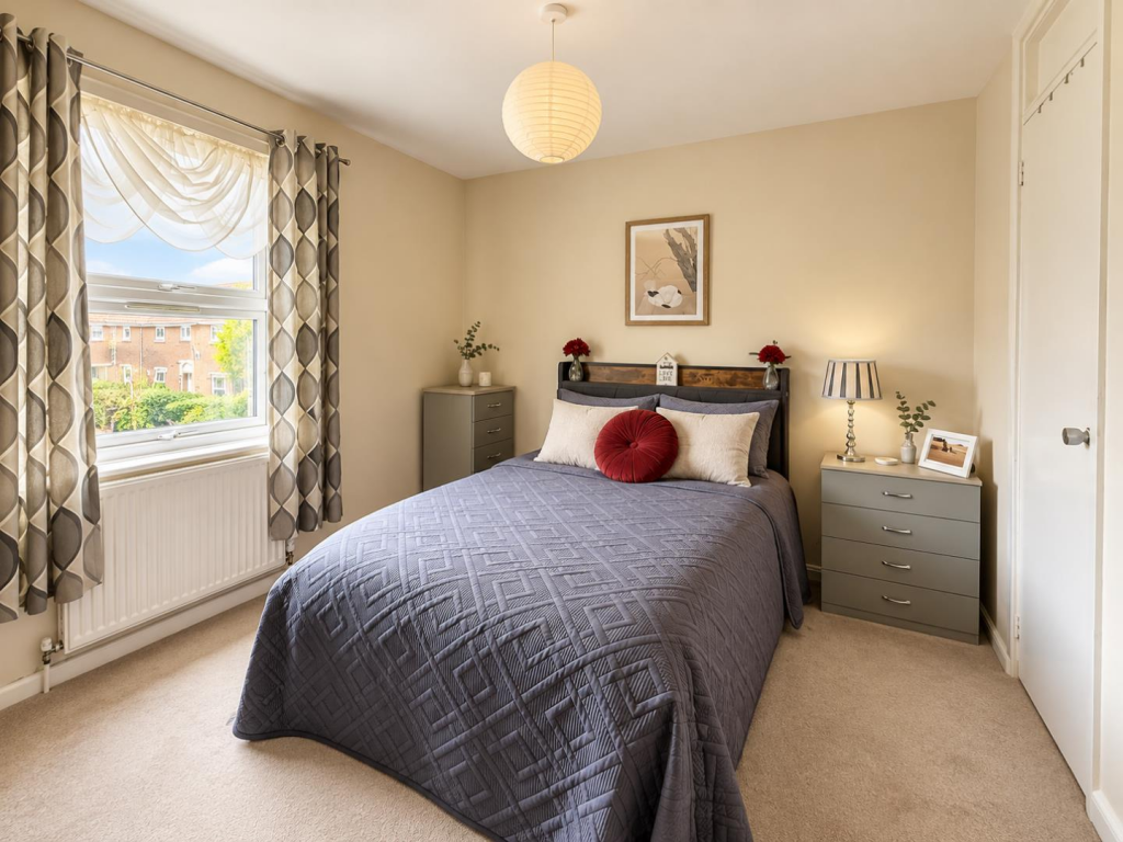 Apartment in Twickenham - More