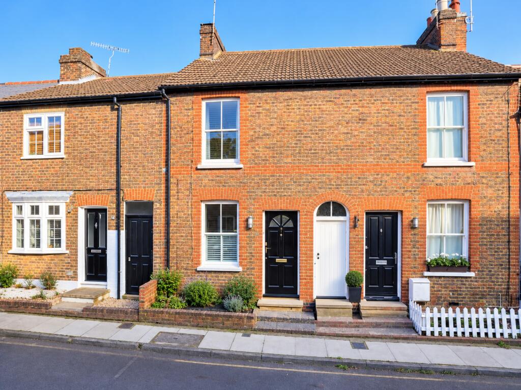 Main image of property: Bedford Road, St Albans, Herts, AL1