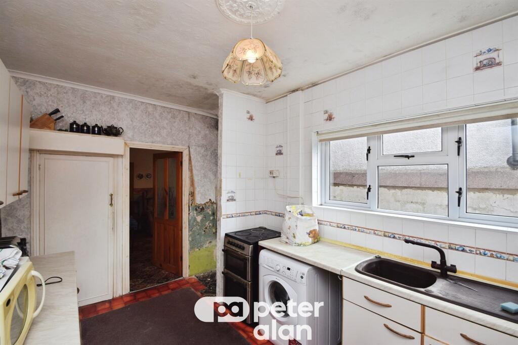 House in Swansea, Cwmbwrla - View 4