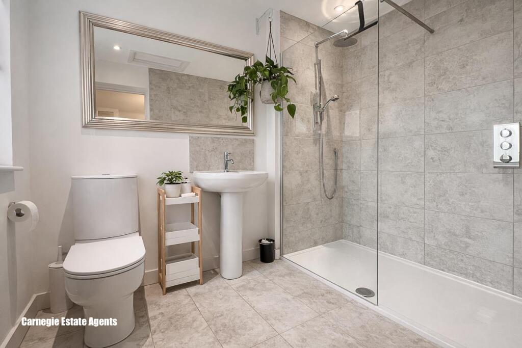 Additional image 17 of Roundwood Drive, Welwyn Garden City