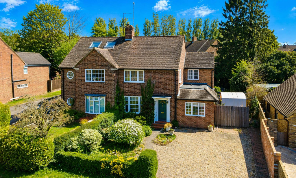 Main image of property: Beechfield Road, Boxmoor, Hemel Hempstead