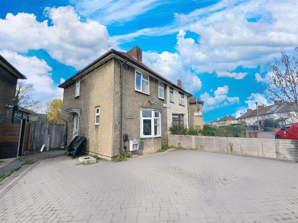 Main image of property: Lillechurch Road, Dagenham