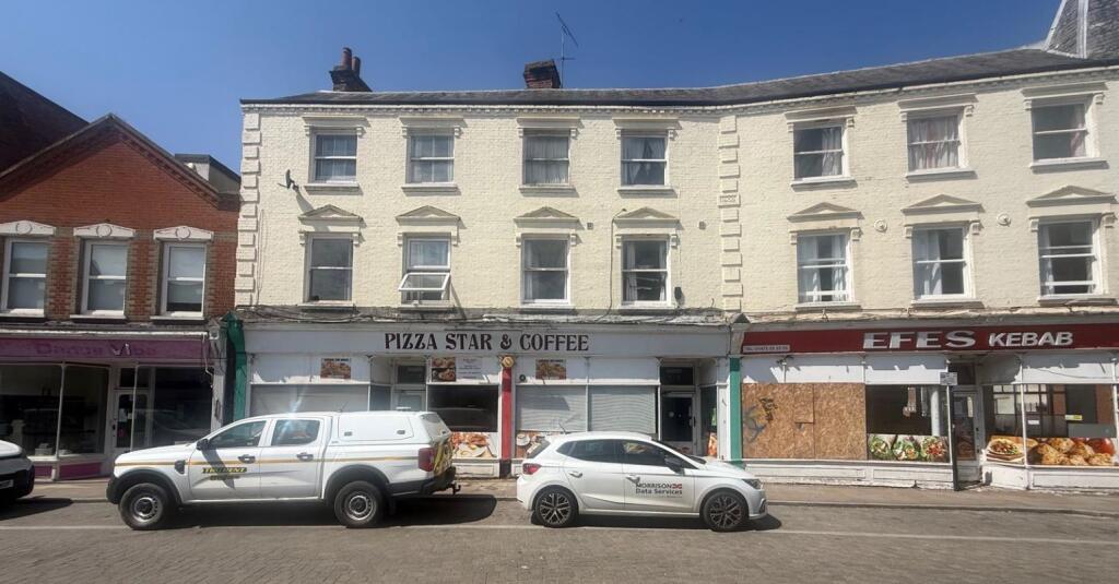 Main image of property: Flat 2, 14-20 Fore Street, Ipswich, Suffolk, IP4 1JU