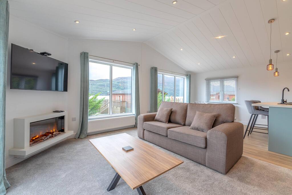 Lodge 24 The Moorings, Loch Ness Highland Lodges, Invermoriston, IV63 7YE photo 5