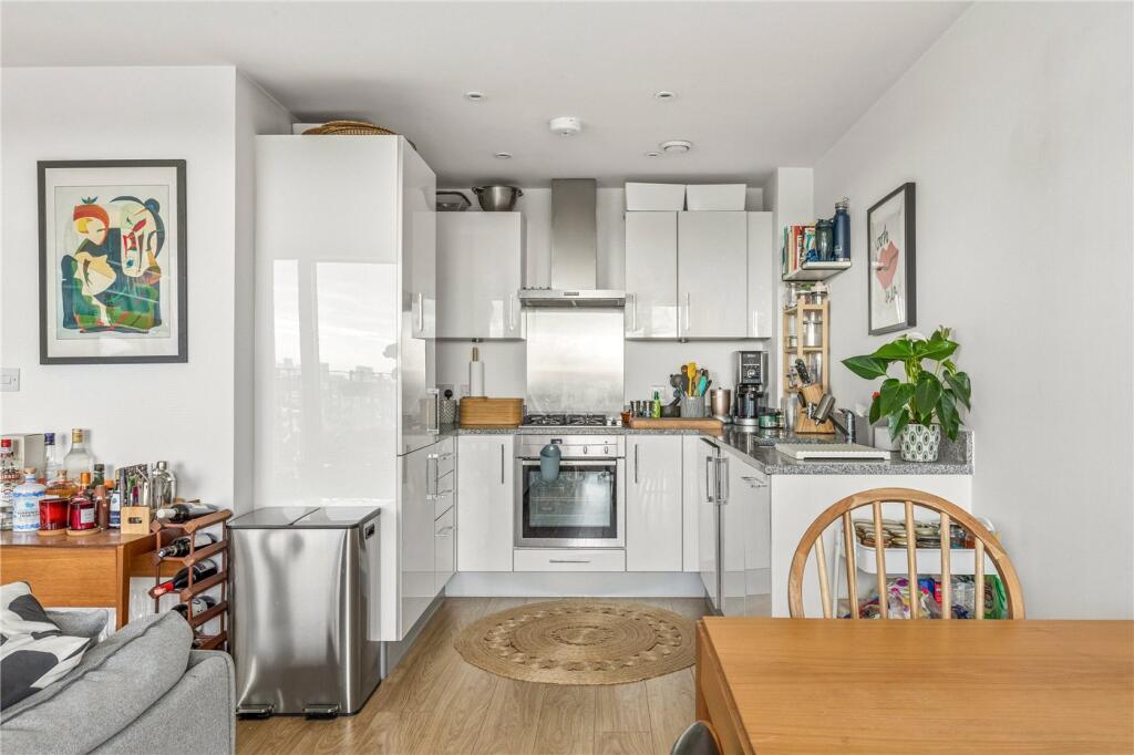 Apartment in London - View 4