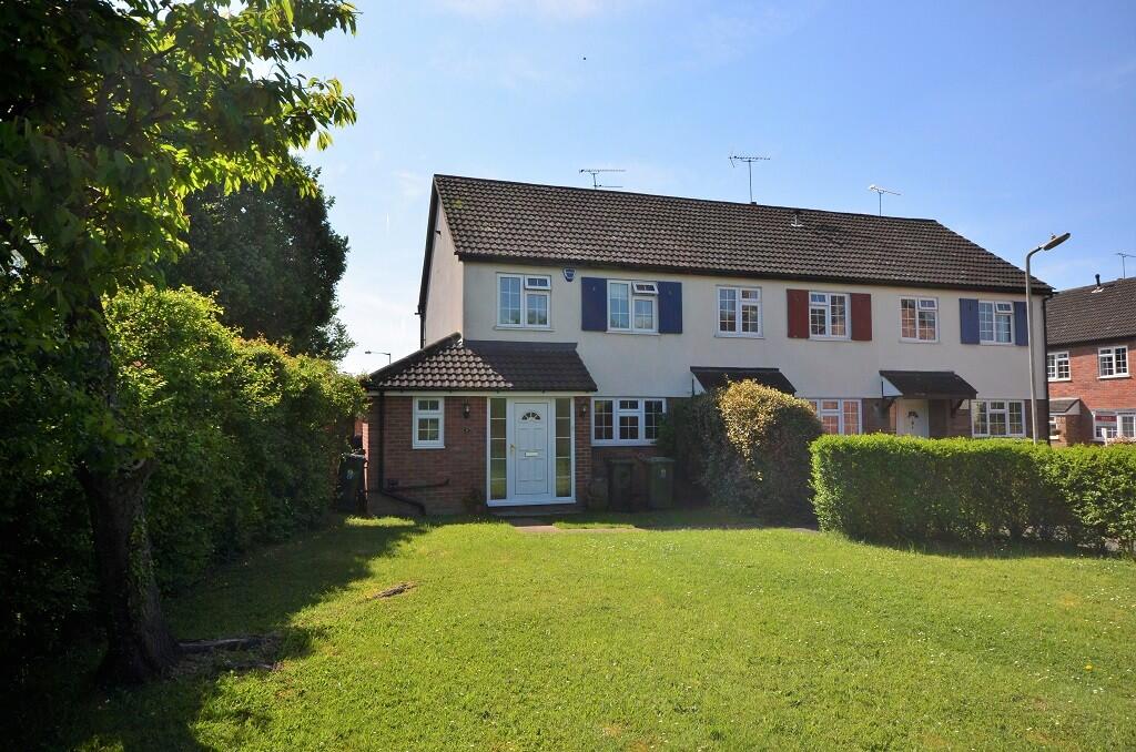 Main image of property: Doublet Mews, Billericay, Essex, CM11 1ER