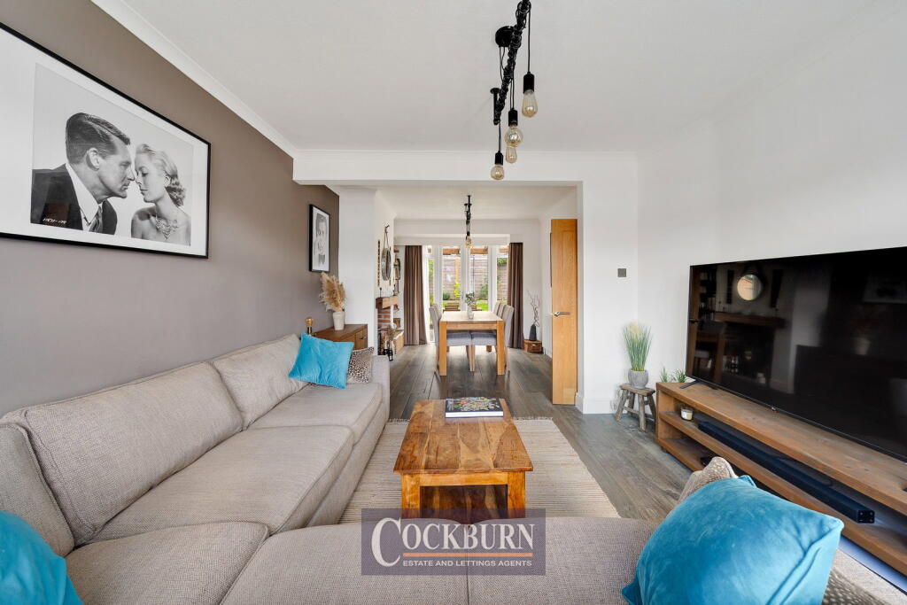 House in London - View 3