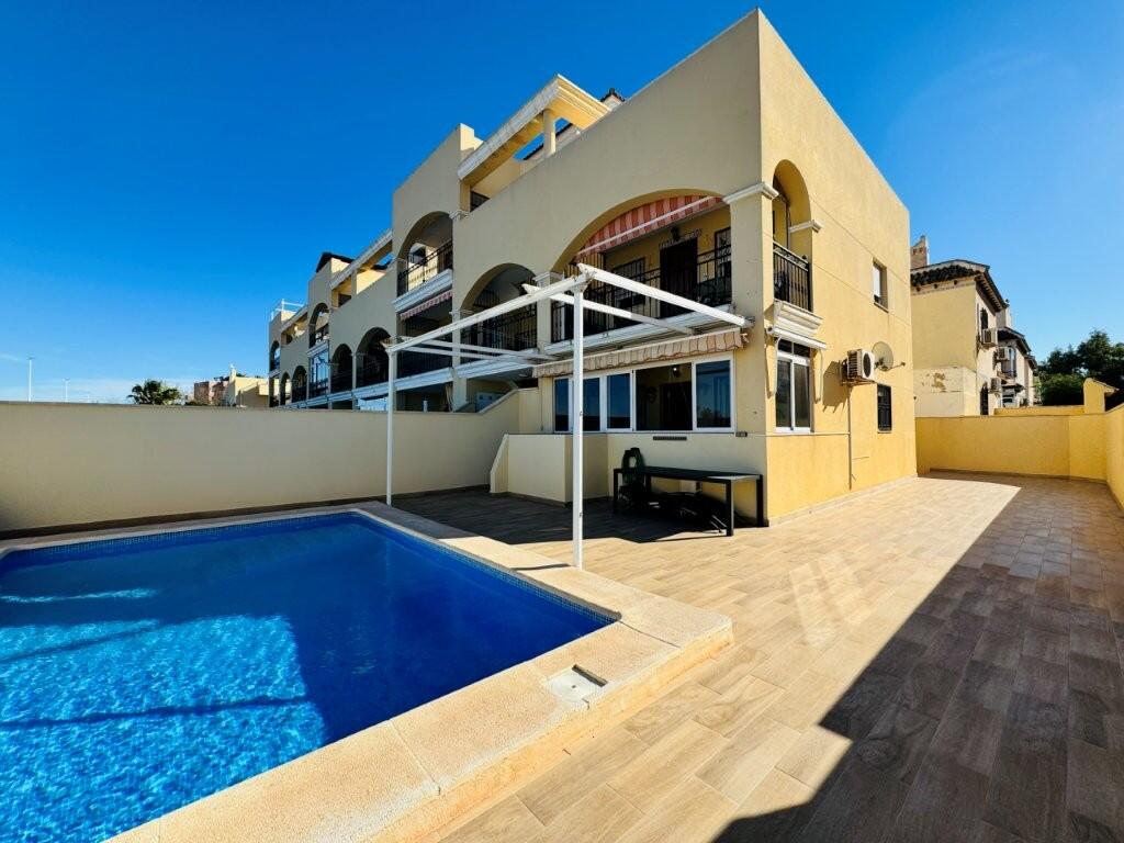 Main image of property: Valencia, Alicante, La Mata