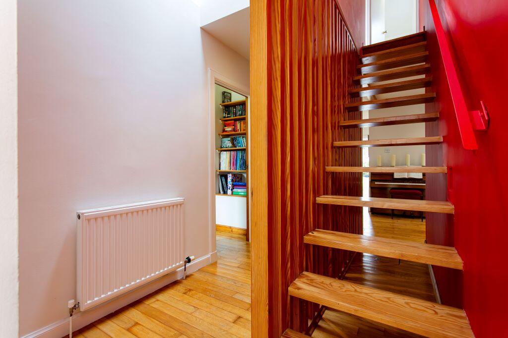 House in Paisley, Meikleriggs - View 4