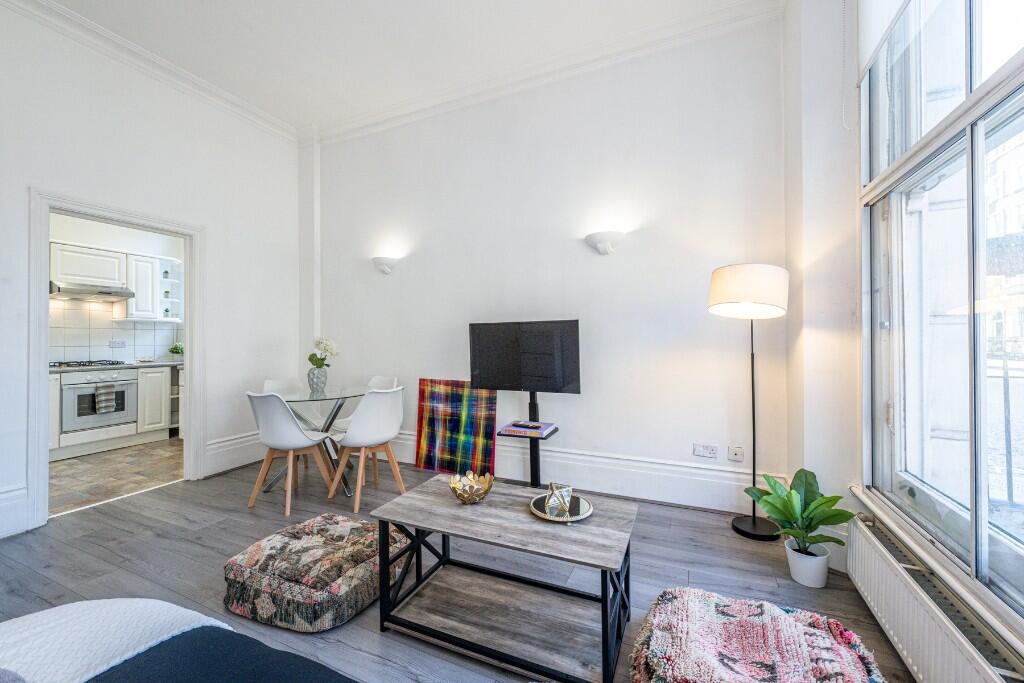 Main image of property: Gloucester Place, London, W1U