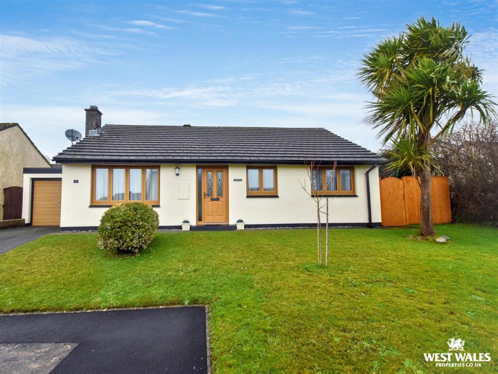 Main image of property: Mayfield Acres, Kilgetty