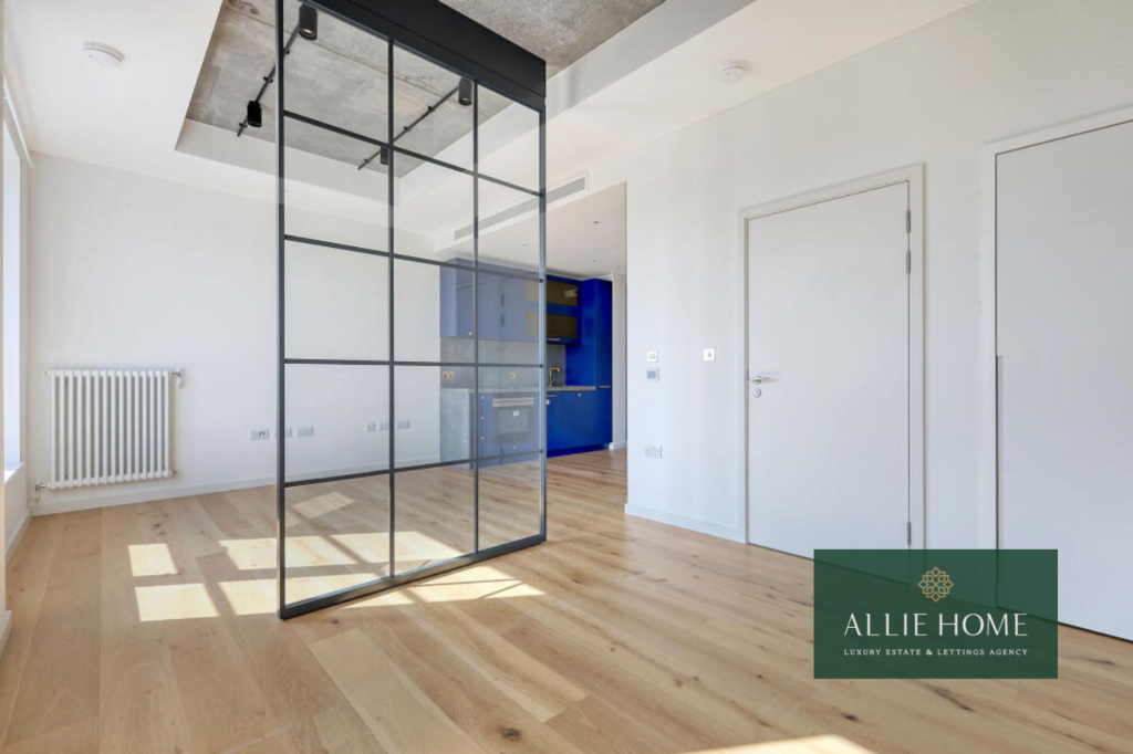 Main image of property: 90 Orchard Place, London, E14