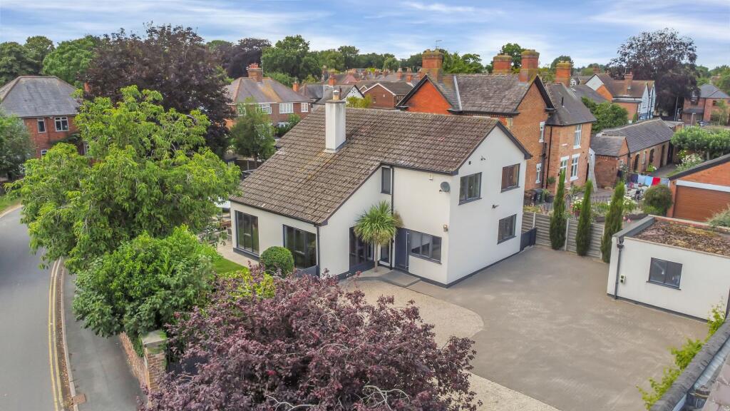 4-bed detached on Stoop Lane, Quorn, LE12, £895,000