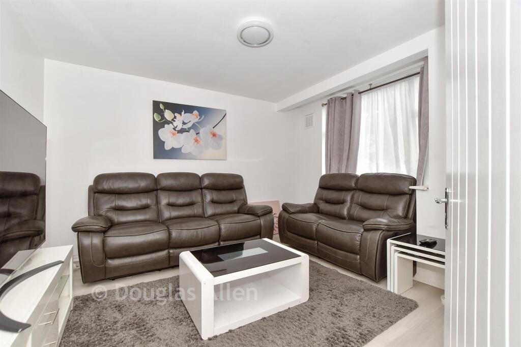 House in London - View 3
