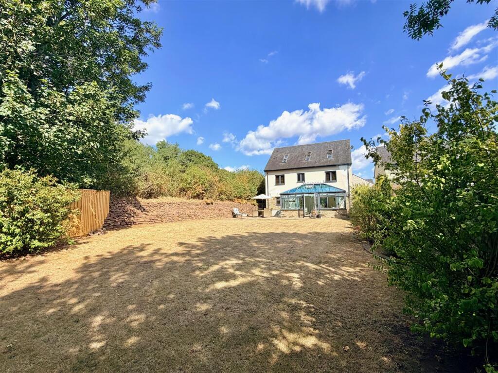 House in Plymouth, Staddiscombe - View 2