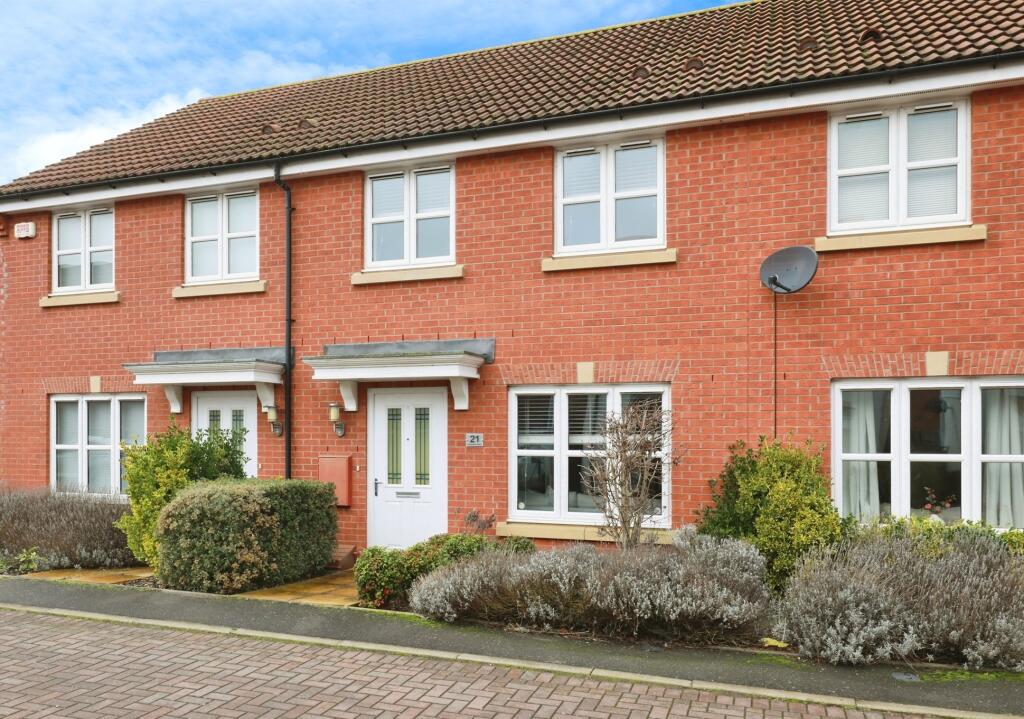 Main image of property: Horseshoe Crescent, Wellesbourne, Warwick