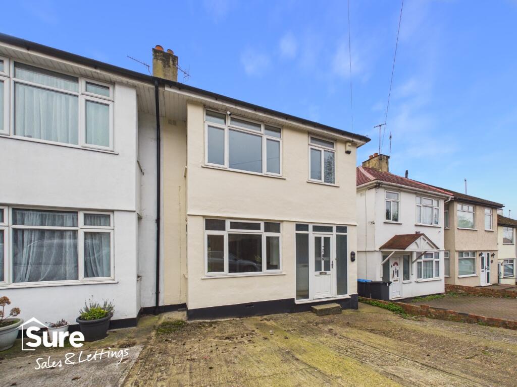 Main image of property: Lawn Lane, Hemel Hempstead, Hertfordshire, HP3 9HS