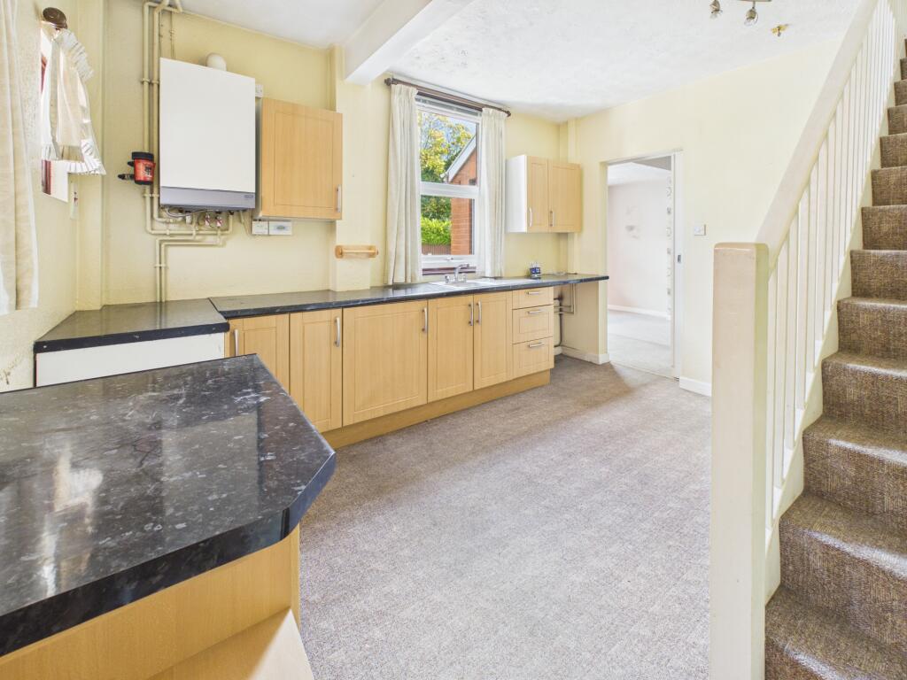 House in Taunton - View 4