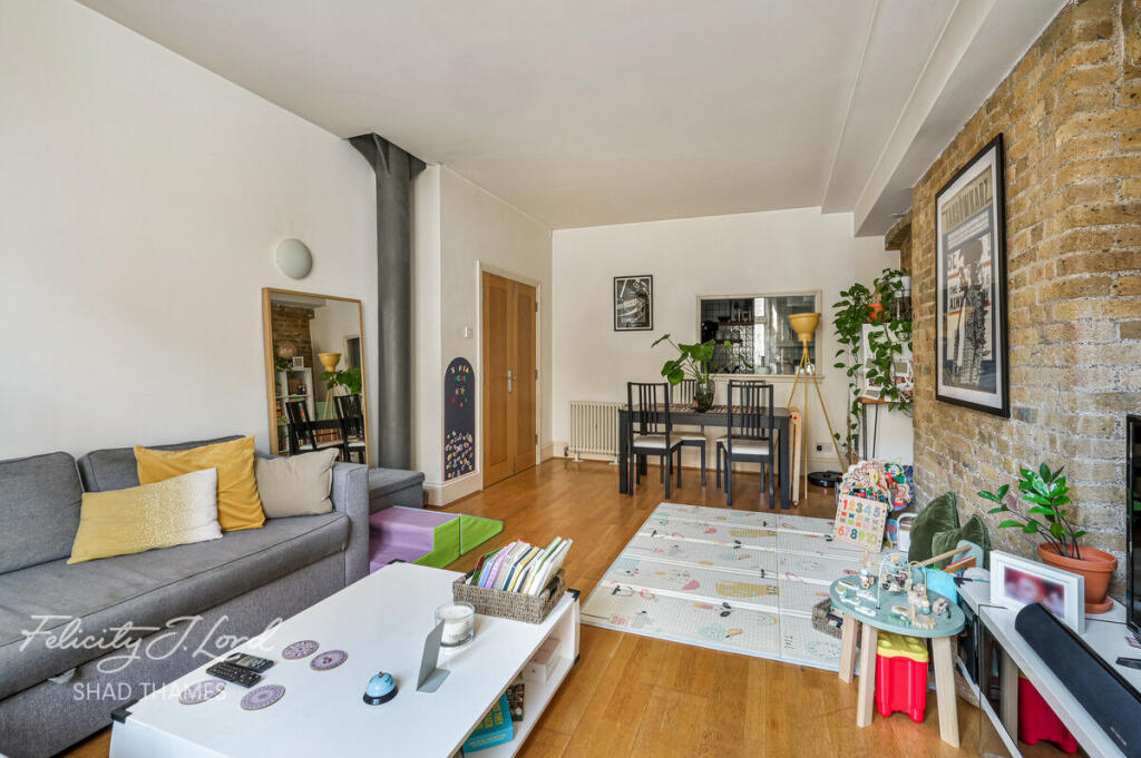 Apartment in London, Rotherhithe - More