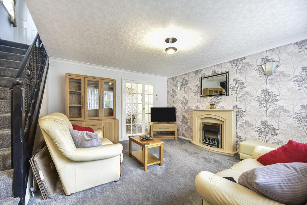 House in Rotherham, Kimberworth - More