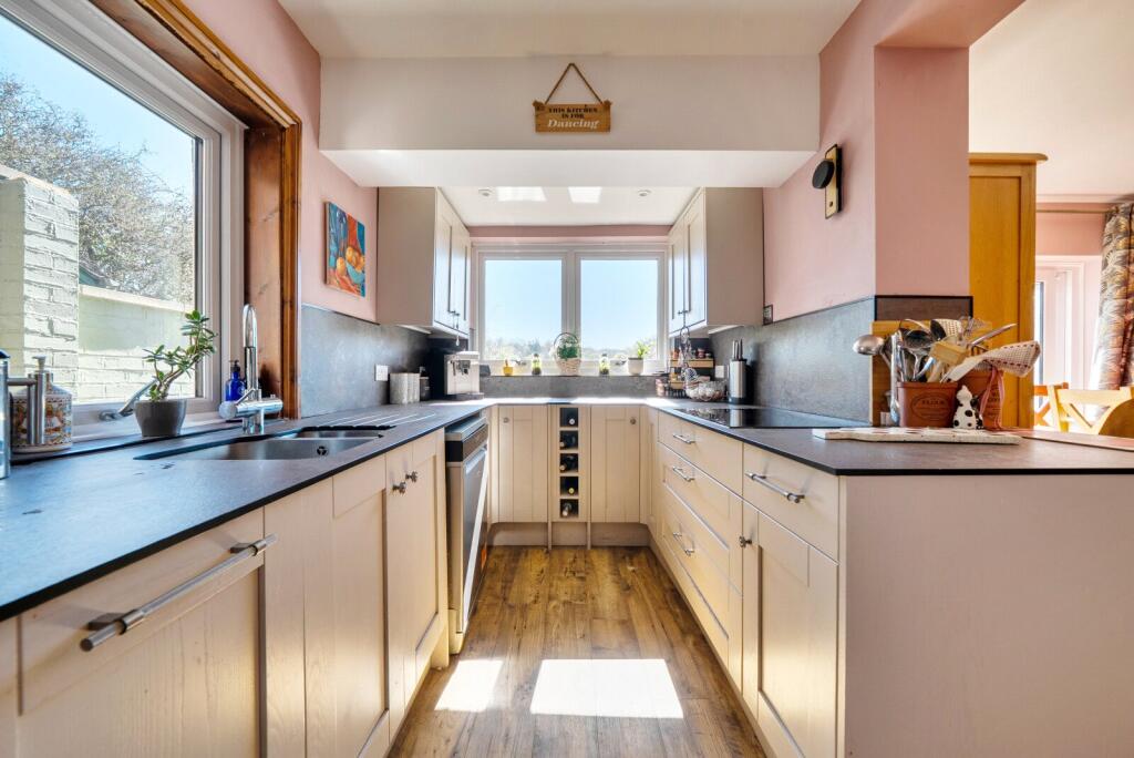 House in Waverley, Godalming - View 5