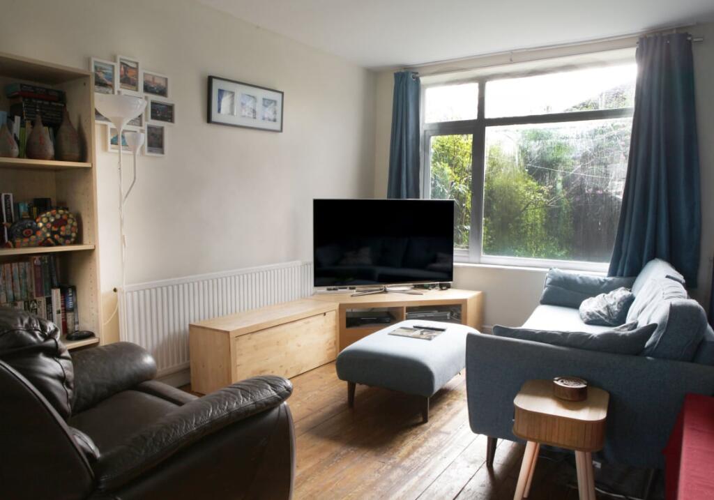 Milton Road, Manchester, M32 - View 2