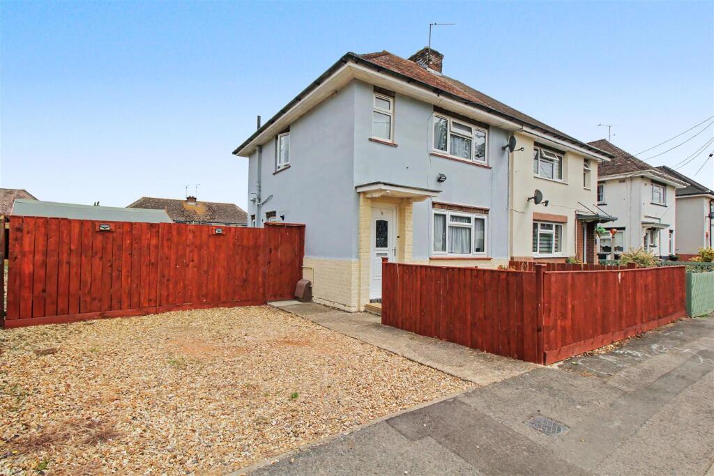 Main image of property: NN14 Highfield, Woodford