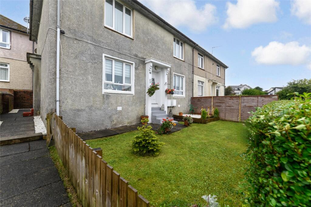 2-bed flat on Innes Park Road, Skelmorlie, North Ayrshire, PA17, £75,000