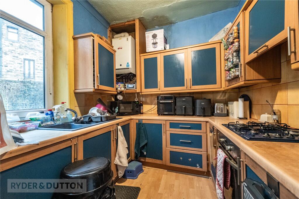 Howgate Road, Slaithwaite, Huddersfield, West Yorkshire, HD7 photo 3