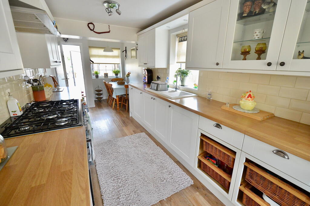 Grange Road, Bretforton, WR11 7HR photo 2