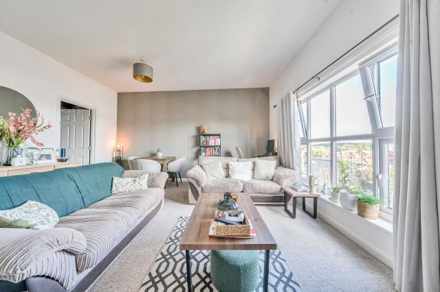 Apartment in Newbury, Speenhamland - View 5