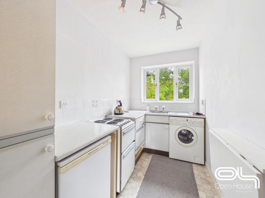 Apartment in Walsall - View 3