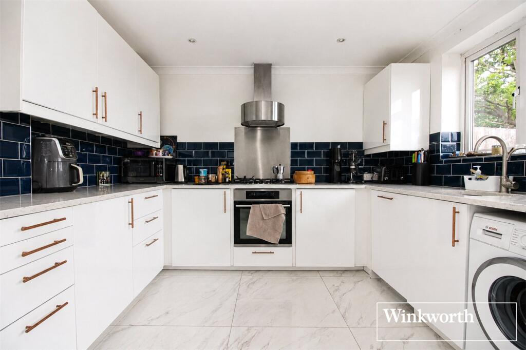 House in Borehamwood, Elstree and Borehamwood - View 3